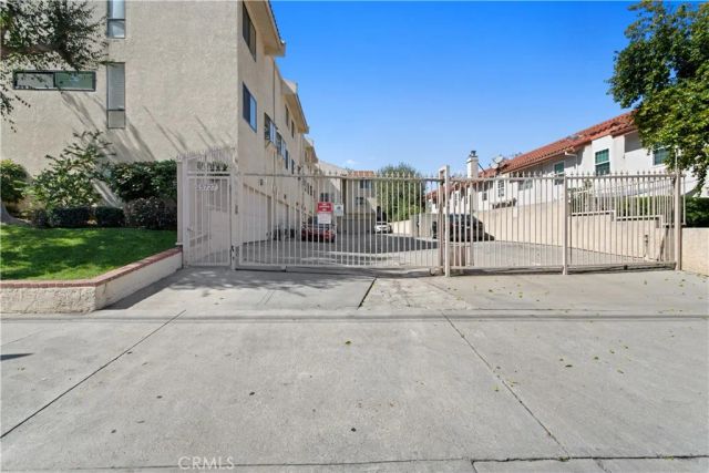 5727 ETIWANDA 3, Tarzana, CA 91364