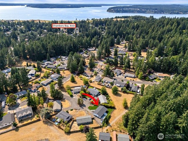 9101 Fawnlilly Circle W, Tacoma, WA 98467
