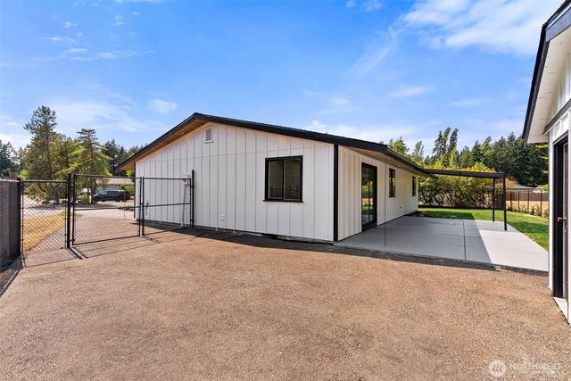 9101 Fawnlilly Circle W, Tacoma, WA 98467