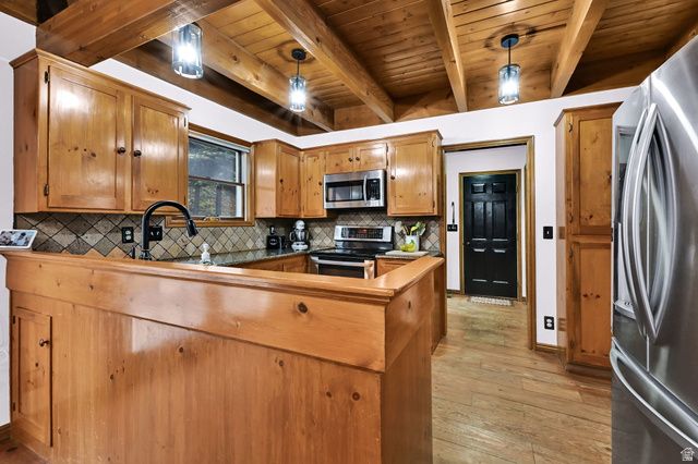 1034 THRUSHWOOD DR, Logan, UT 84321