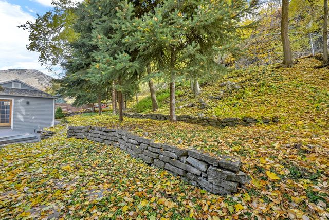 1034 THRUSHWOOD DR, Logan, UT 84321