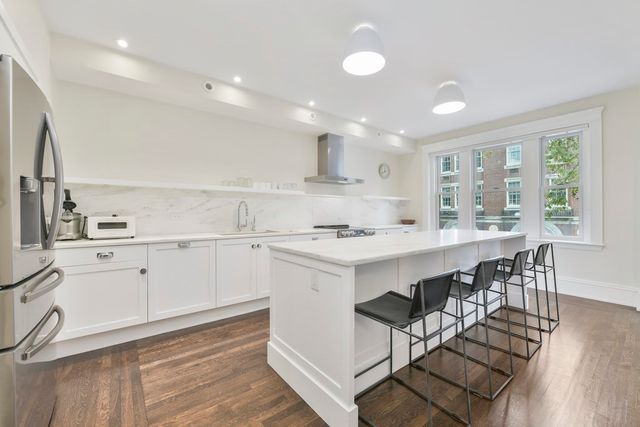 70 Marshal St A-3, Brookline, MA 02446