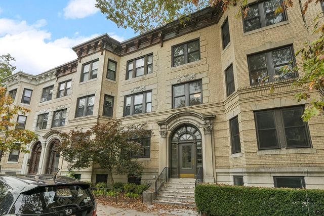 70 Marshal St A-3, Brookline, MA 02446