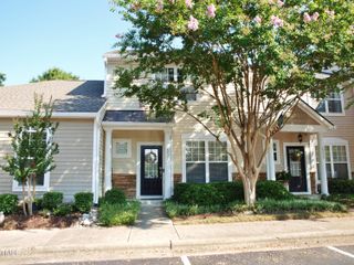 2237 Banks Hill Row, Raleigh, NC 27614