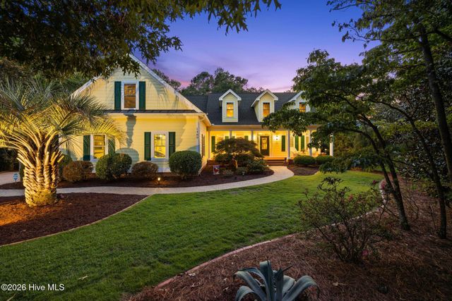 1489 White Dogwood Court SE, Bolivia, NC 28422