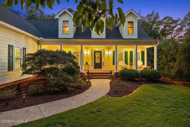 1489 White Dogwood Court SE, Bolivia, NC 28422