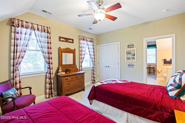 1489 White Dogwood Court SE, Bolivia, NC 28422