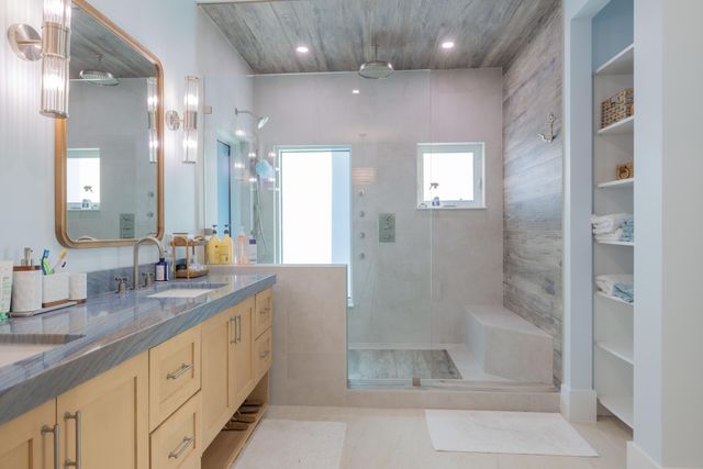 241 12Th Street, Key Colony, FL 33051