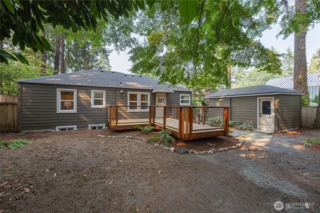 2745 NE 89th Street, Seattle, WA 98115