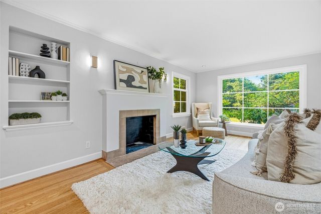 2745 NE 89th Street, Seattle, WA 98115