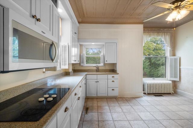 303 E 9TH ST, Fulton, MO 65251