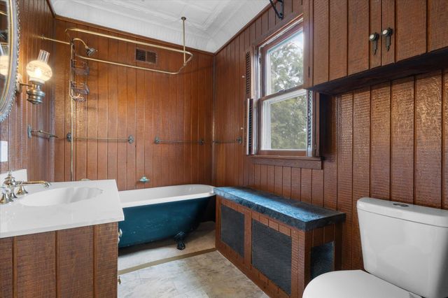 303 E 9TH ST, Fulton, MO 65251