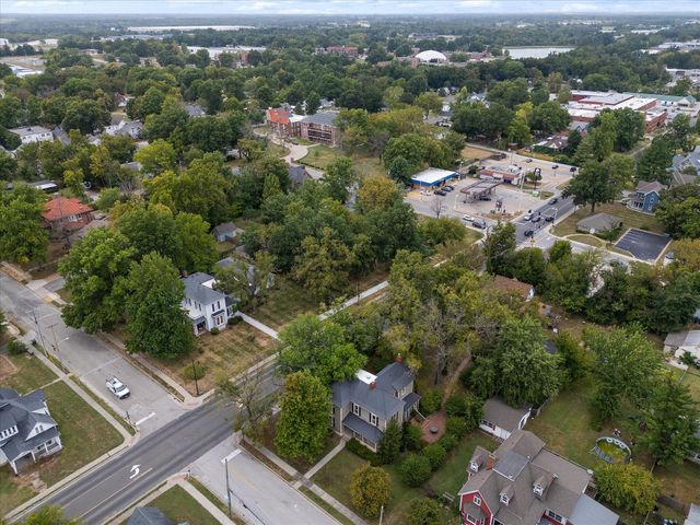 303 E 9TH ST, Fulton, MO 65251