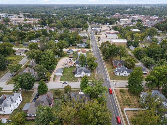 303 E 9TH ST, Fulton, MO 65251