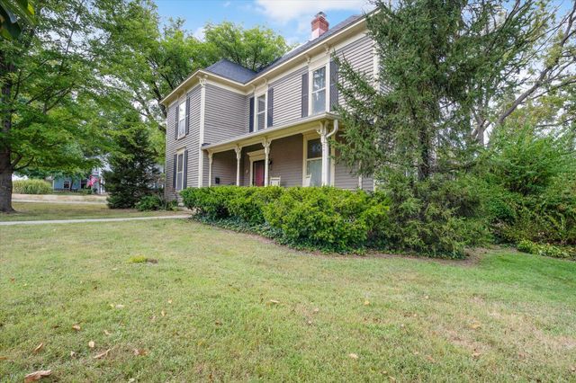 303 E 9TH ST, Fulton, MO 65251