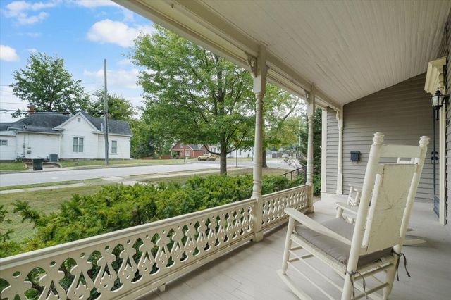 303 E 9TH ST, Fulton, MO 65251