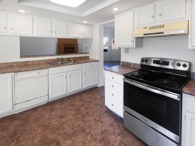 5305 Carruthers Street NE, Albuquerque, NM 87111