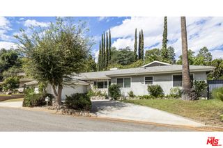 15508 Royal Ridge Road, Sherman Oaks, CA 91403