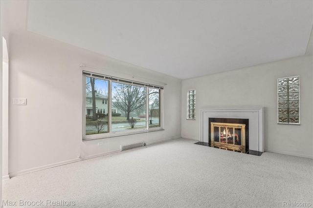 2440 Ferncliff Avenue, Royal Oak, MI 48073