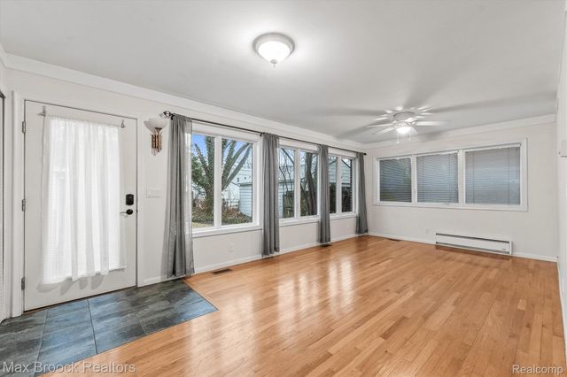 2440 Ferncliff Avenue, Royal Oak, MI 48073