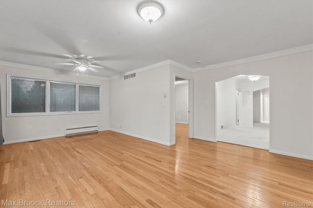 2440 Ferncliff Avenue, Royal Oak, MI 48073