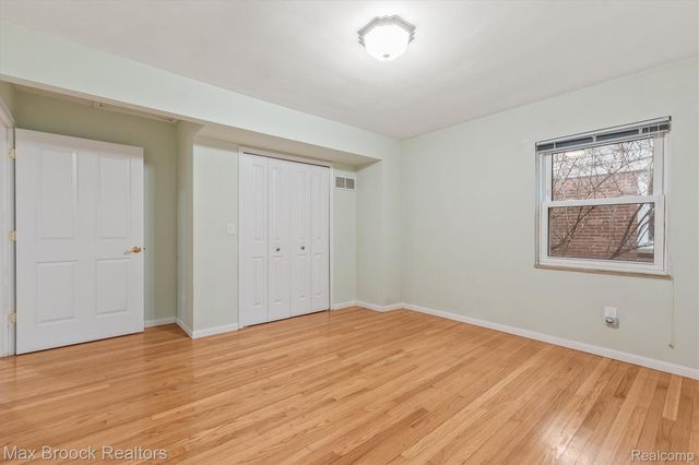 2440 Ferncliff Avenue, Royal Oak, MI 48073