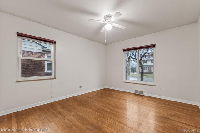 2440 Ferncliff Avenue, Royal Oak, MI 48073