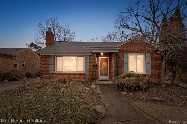 2440 Ferncliff Avenue, Royal Oak, MI 48073