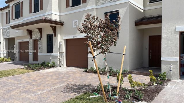 10007 SW 231 Lane, Miami, FL 33190