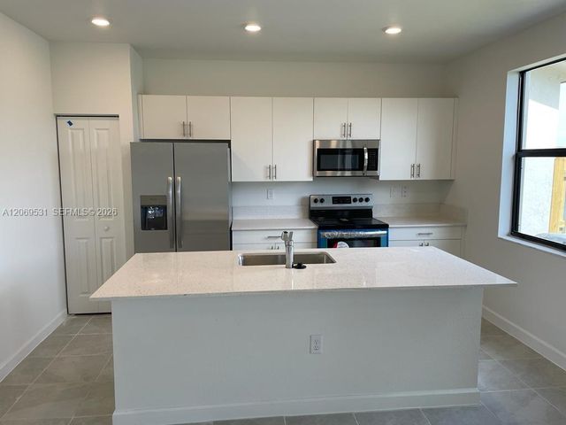 10007 SW 231 Lane, Miami, FL 33190