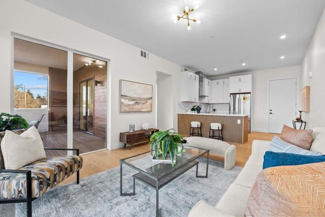 4115 El Camino Real 223, Palo Alto, CA 94306