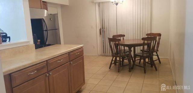 27 Judson Street 13B, Edison, NJ 08837