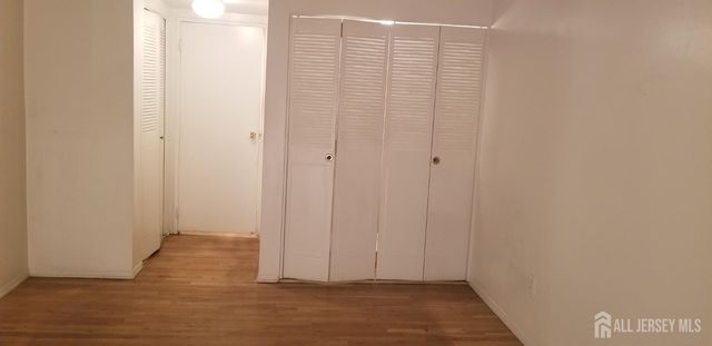 27 Judson Street 13B, Edison, NJ 08837