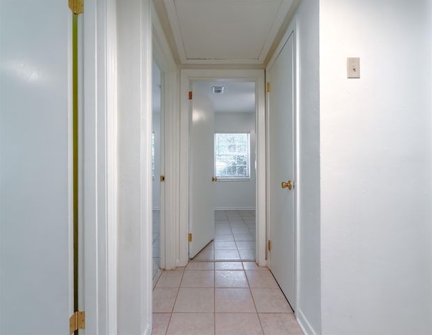 2314 Pontiac Drive, Tallahassee, FL 32301