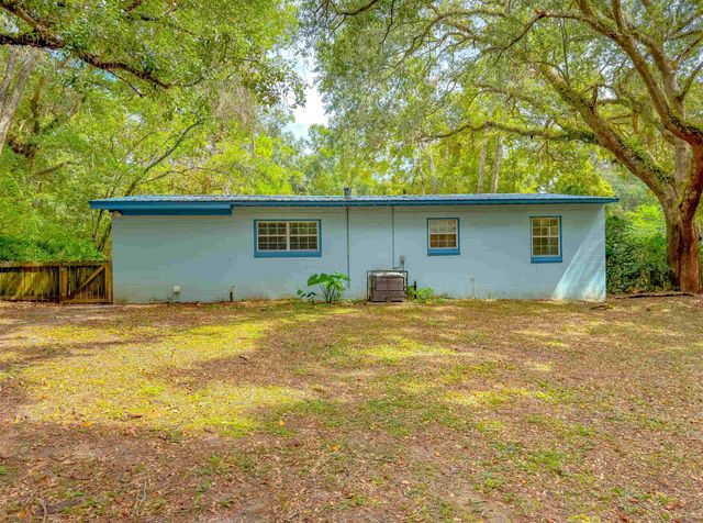 2314 Pontiac Drive, Tallahassee, FL 32301
