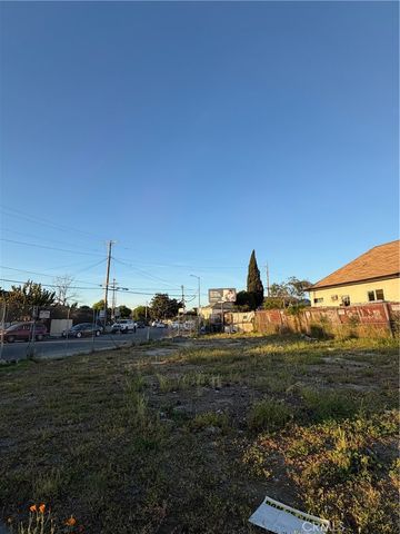 4366 Compton Ave, Los Angeles, CA 90011