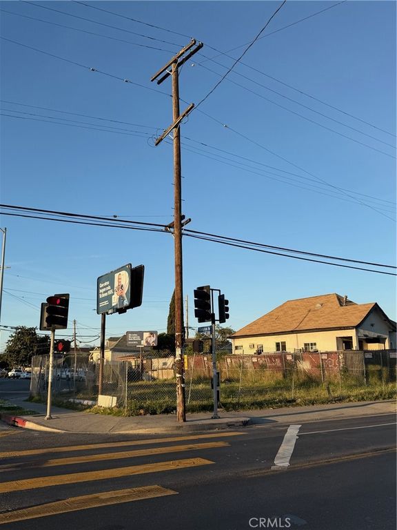 4366 Compton Ave, Los Angeles, CA 90011