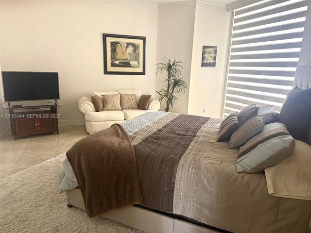 8925 Collins Avenue 11J, Surfside, FL 33154