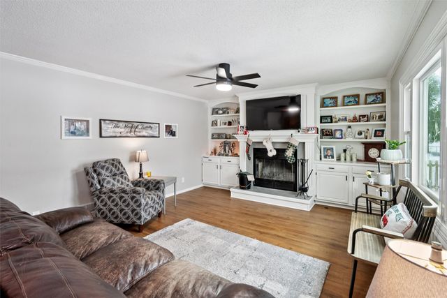 174 Marshall Drive, Waukee, IA 50263