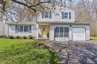 5550 Taormina Drive, Clay, NY 13041