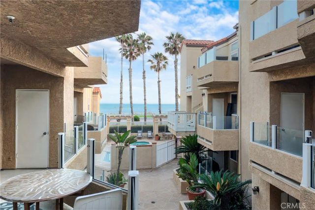 2000 Pacific Coast Highway 203, Huntington Beach, CA 92648