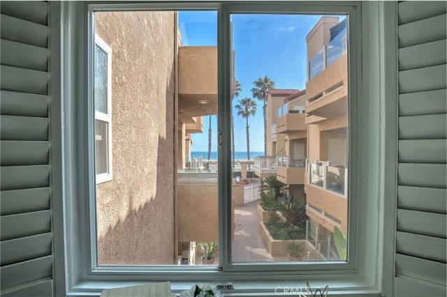 2000 Pacific Coast Highway 203, Huntington Beach, CA 92648