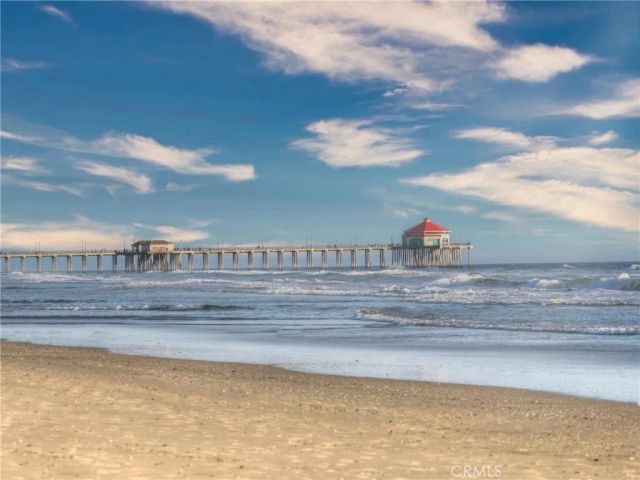 2000 Pacific Coast Highway 203, Huntington Beach, CA 92648