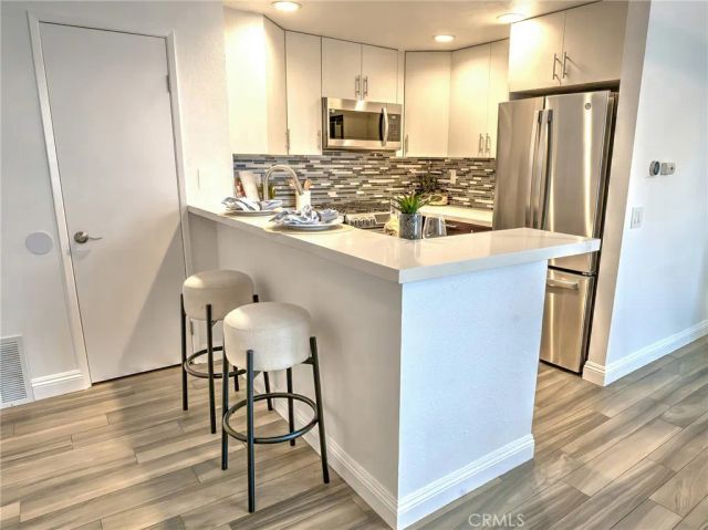 2000 Pacific Coast Highway 203, Huntington Beach, CA 92648