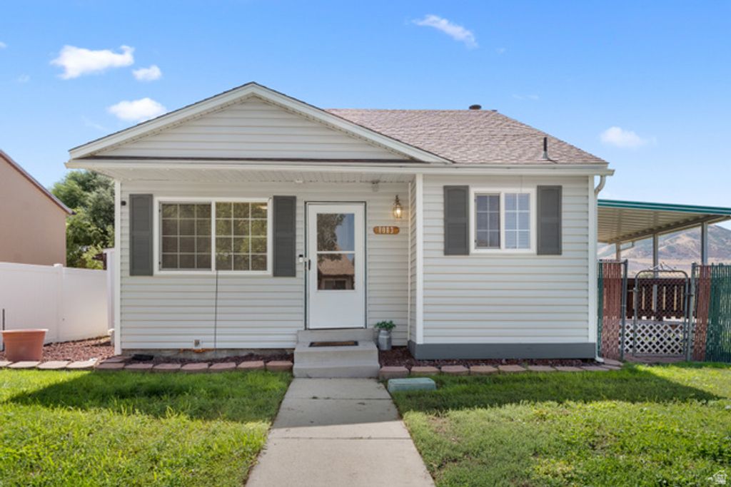 8083 W MELVILLE DR, Magna, UT 84044 — exterior