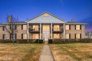 11810 15 Mile, Sterling Heights, MI 48312