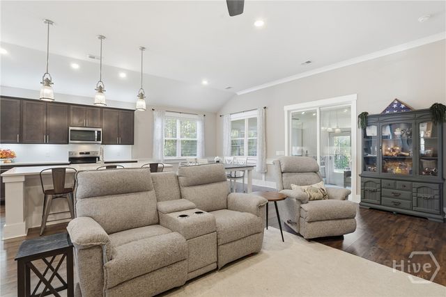 102 Natures Court, Pooler, GA 31322