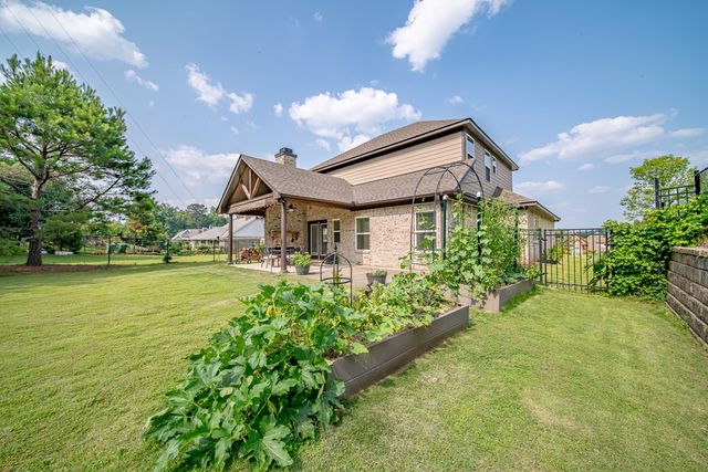 7081 Spring Walk Drive, Columbus, GA 31904