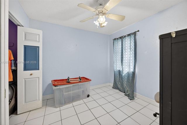 313 NW 132nd Pl, Miami, FL 33182