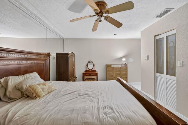 313 NW 132nd Pl, Miami, FL 33182